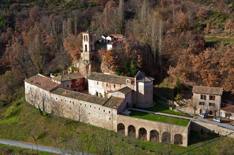 Museo chirurgia popolare Preci05.jpg